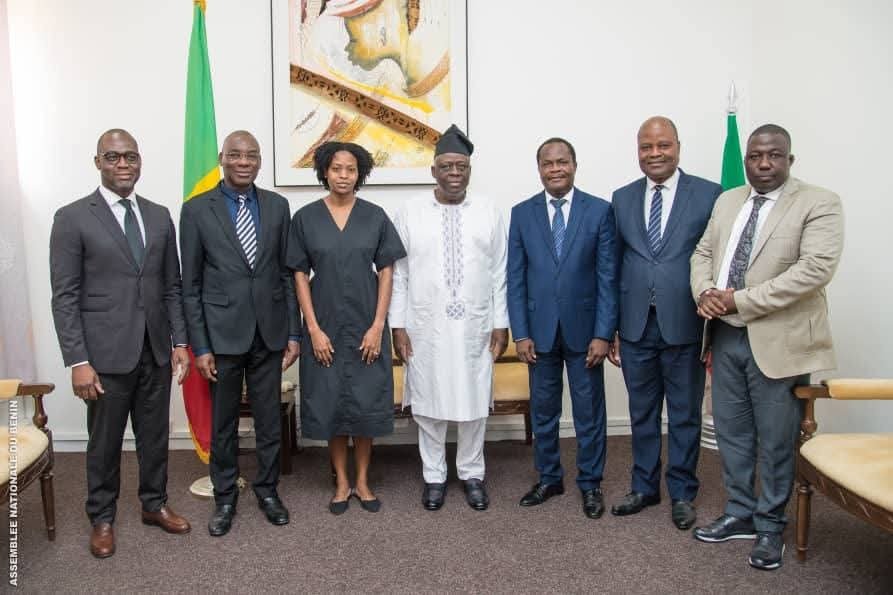 VLAVONOU échange avec les ambassadeurs du Bénin près le Maroc, le Koweït, le Qatar, la Chine, l’Inde et les États-Unis
